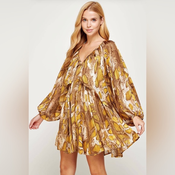 Shirred Animal Print Lurex Mini Dress - Picture 7 of 7